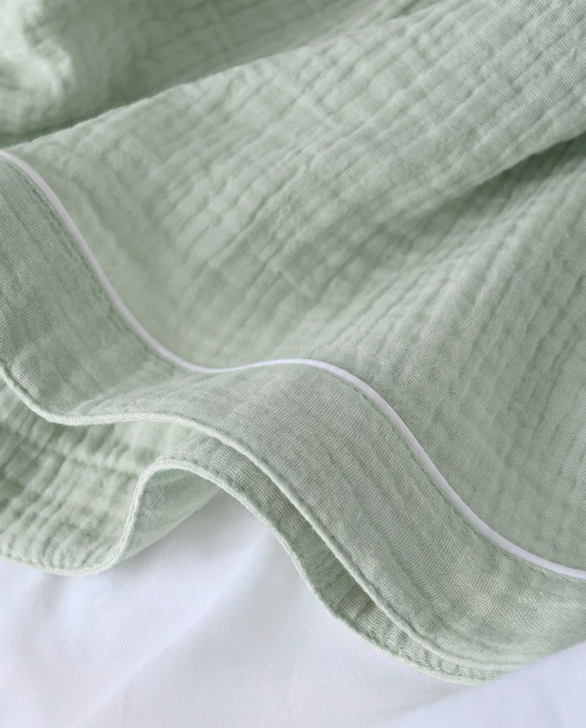 Lara Long-Sleeve Muslin Pajama Set