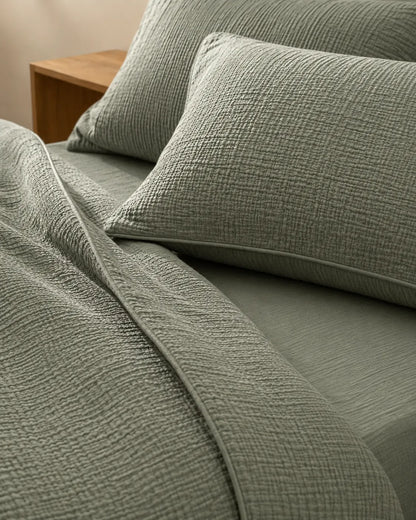 The Boreal Muslin Bed Set – 4-Piece