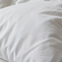 Close-up of the woven cotton used for The Boreal Adjustable Pillow Set – 2-Pack